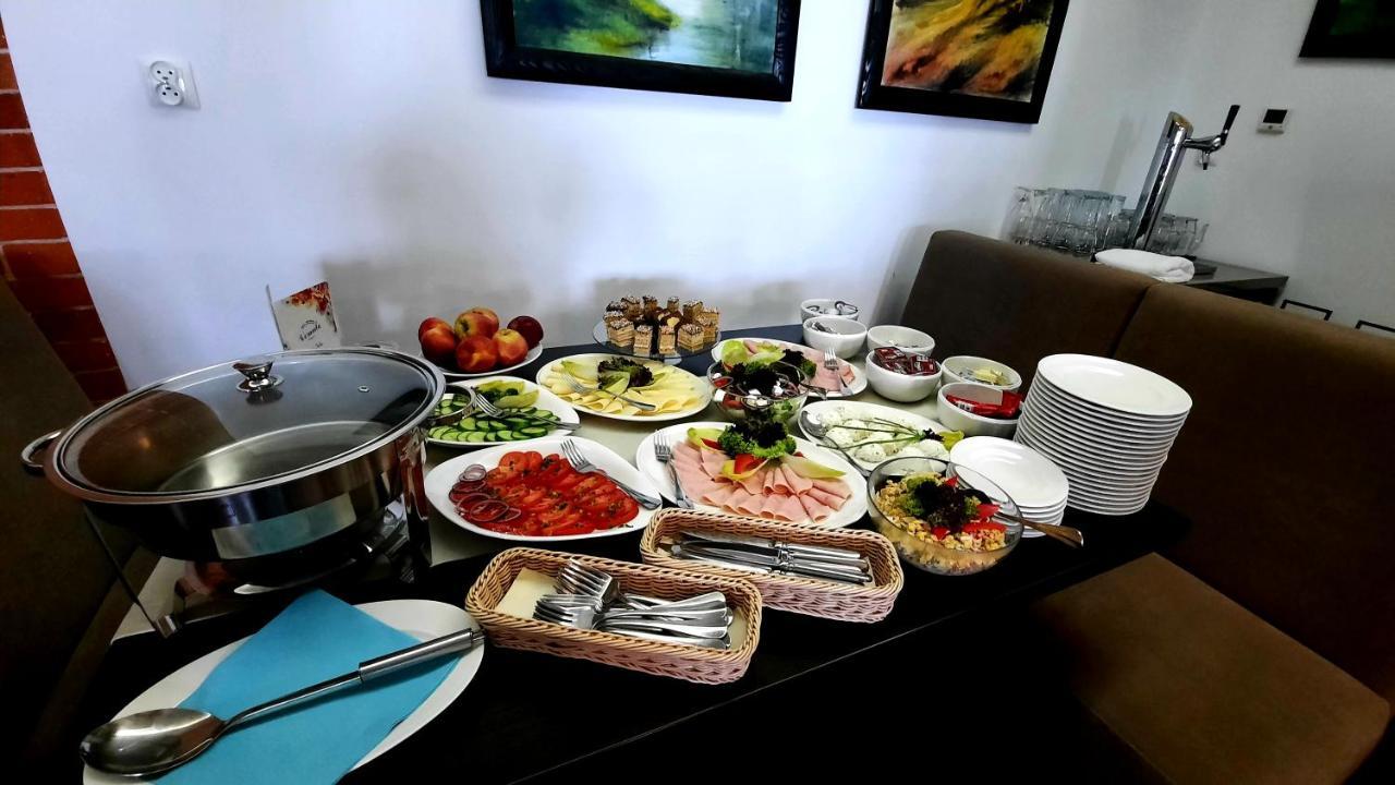 Hotel Weranda Lopuszno Jedle  Ngoại thất bức ảnh
