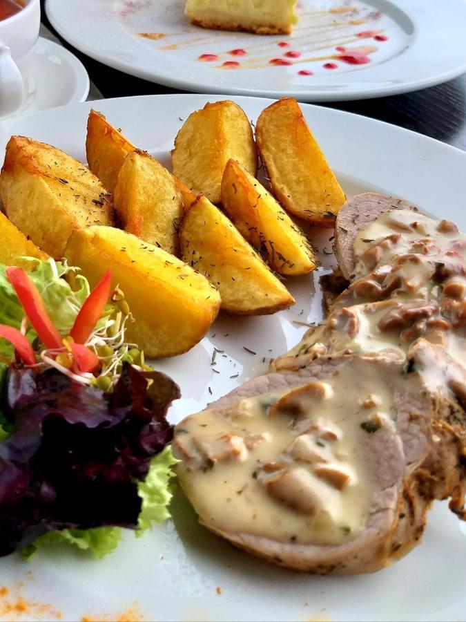 Hotel Weranda Lopuszno Jedle  Ngoại thất bức ảnh